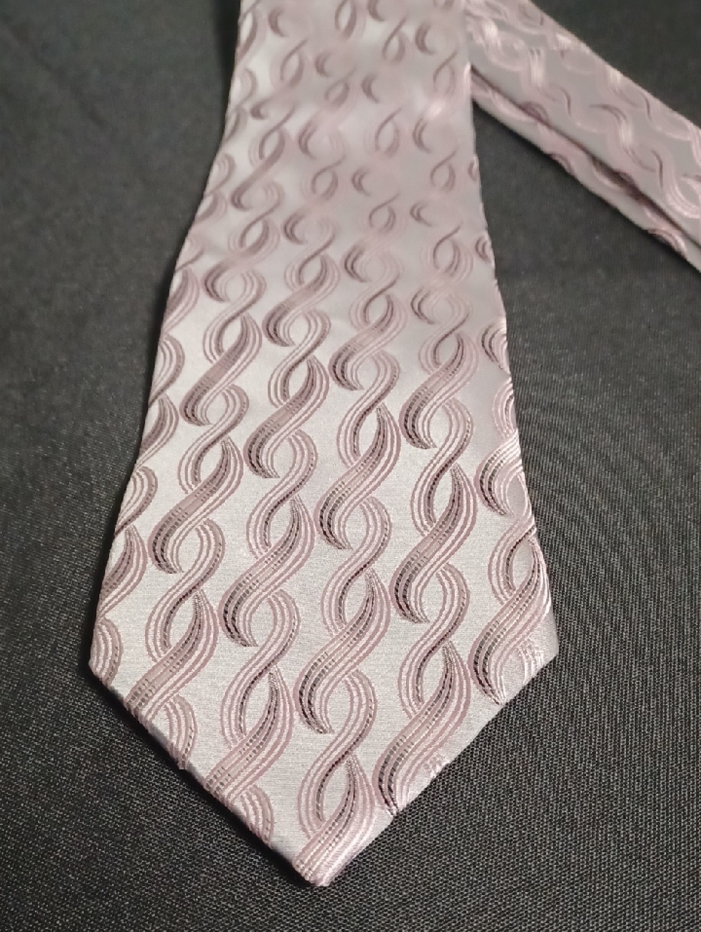 Pierre Cardin Pink Geometric Wave Wide Standard